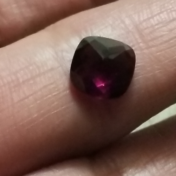 3 carat natural Rhodolite garnet checkered loose gemstone - Picture 10 of 16